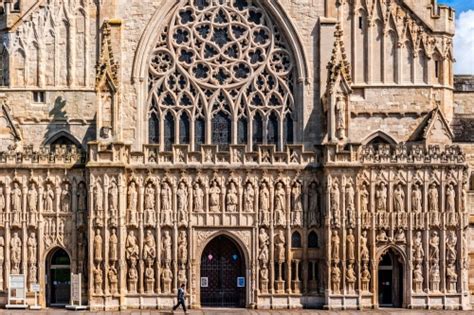 Exeter Cathedral History Stunning Photos And Visiting Information