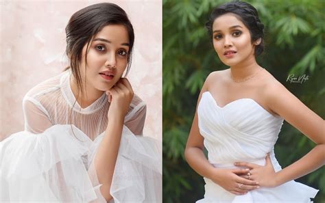 Anikha Surendran Looks Beautiful In Strapless Gown