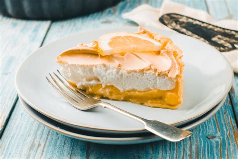 Measure 450ml/16fl oz of water into a pan and bring to the boil. Easy Lemon Meringue Pie Recipe | Odlums