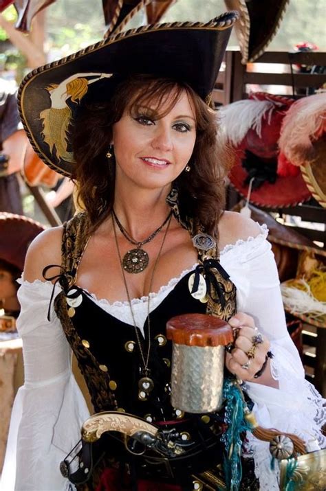 Lady Pirate Costume Ideas Female Pirate Costume Pirate Woman Diy