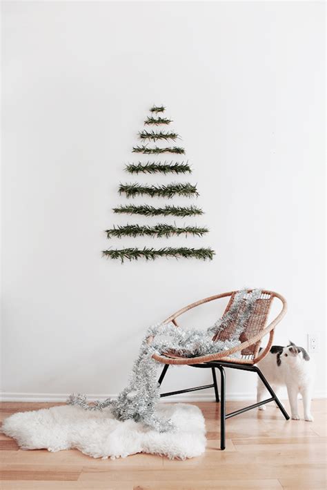 25 Easy Diy Christmas Wall Art Ideas To Try Now