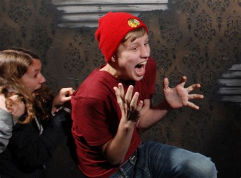 The 30 Best Haunted House Reactions Youll Ever See