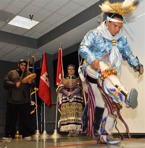 Huntsville Center Employees Learn About Native American Indian Culture