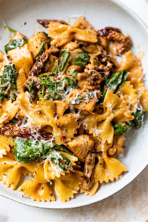 Creamy Sun Dried Tomato Pasta