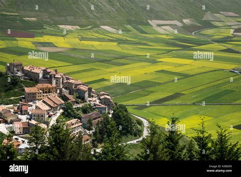 Castelluccio Norcia Lentils Hi Res Stock Photography And Images Alamy