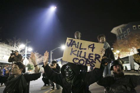 More than 400 arrested as Ferguson protests spread to other U.S. cities