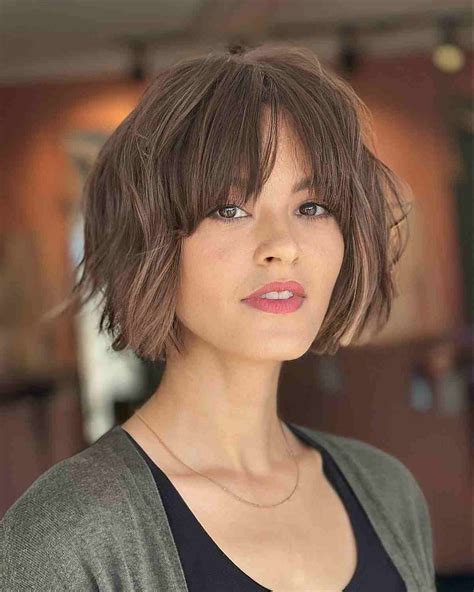 Remarkable Chin Length Bob With Bangs To Consider For Your Next Cut