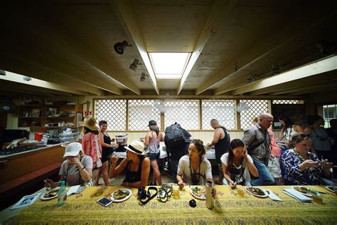 Could Oahu's West Side Be The New Vacation Hot Spot For Millennials