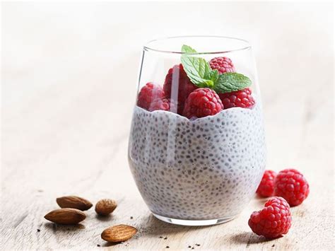 17 Foods Nutritionists Say You Should Always Keep In The Kitchen Chia