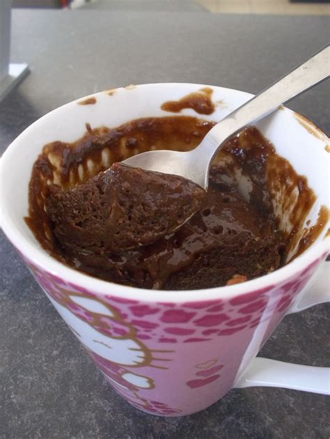 Mug Cake Au Chocolat Par B Beth Cuisine D Une Tribu Gourmande Mug