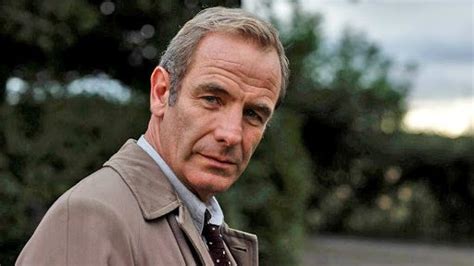‘grantchester Star Robson Green Explores Hadrians Wall For Viacomcbs