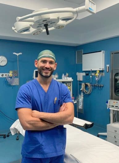 Dott Matteo Manunza Ortopedico Chirurgo Prenota Online Miodottoreit