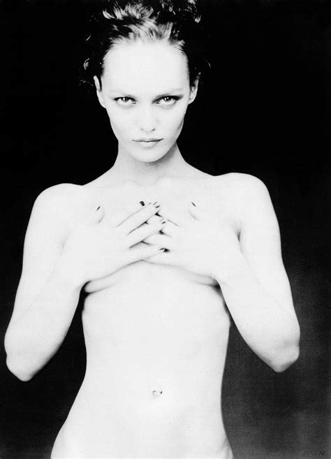 Naked Vanessa Paradis Added 07192016 By Jyvvincent