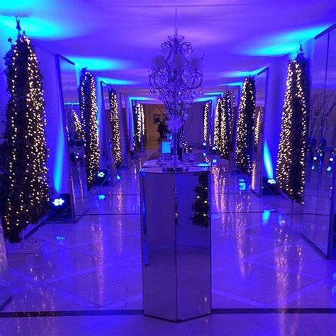 A Magical Winter Wedding Wonderland Theme Arabia Weddings