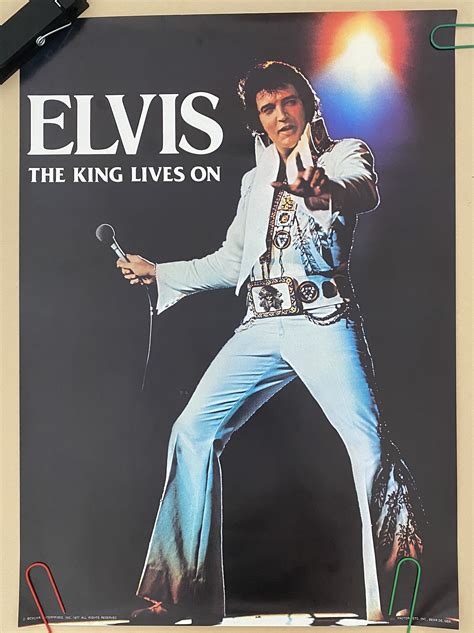 Novelty 1970s Elvis Presley Black Light Poster Replica Magnet New Rfeie
