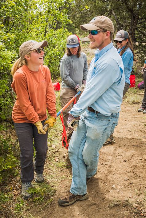 Volunteers For Outdoor Colorado Become A Natural Resource Steward
