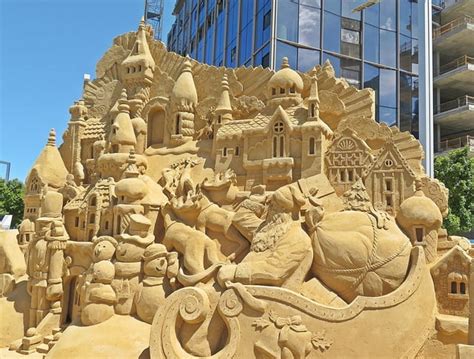 Christmas Sand Sculptures In Elizabeth Quay Perth Australia Rpics