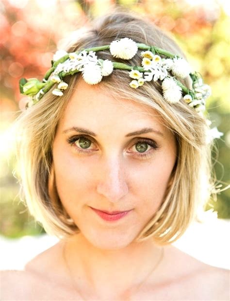 21 Short Hair Wedding Flower Crown