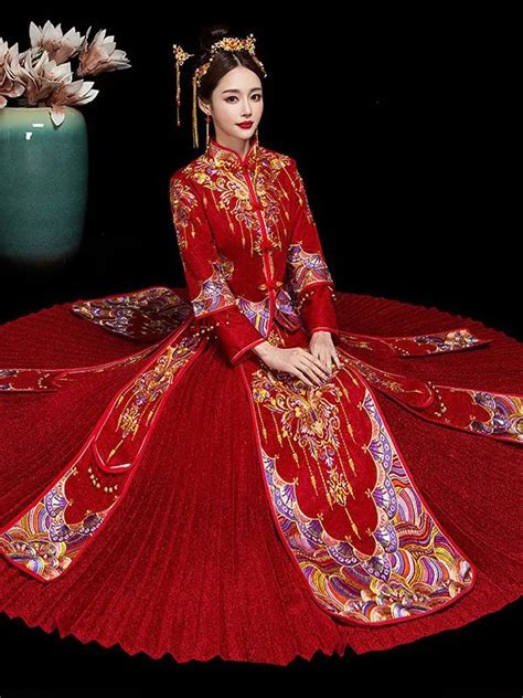 Women Red Chinese Traditional Wedding Cheongsam Embroidery Ball Gown Qipao Dress Wholesale Price