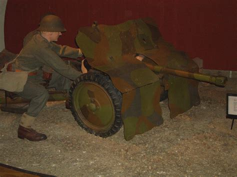 Dalauppror 37mm Bofors Anti Tank Gun