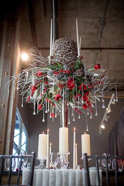 20 Christmas Wedding Decorations To Blow Your Mind Away