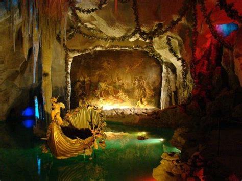 Mad King Ludwigs Grotto At Linderhof Palace In Germanyan