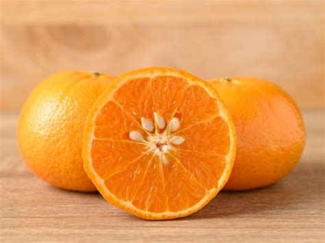 3 cosas que, quizá NO sabías sobre comer huesos de mandarina