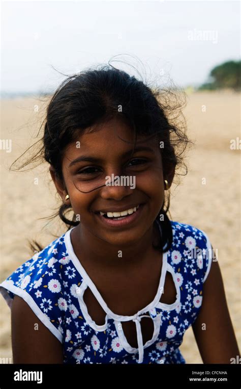 Portrait Of A Beautiful Sri Lankan Girl Stock Photo Alamy