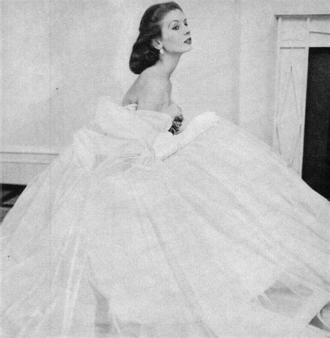 Suzy Parker Photo By Frances Mclaughlin Vogue August 1 1954 In