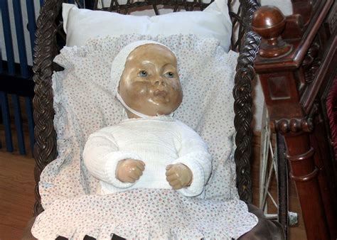 24 Seriously Spooky Facts About Haunted Objects
