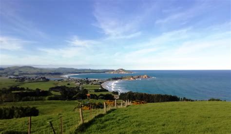 The North Coast into Dunedin - A Maverick Traveller