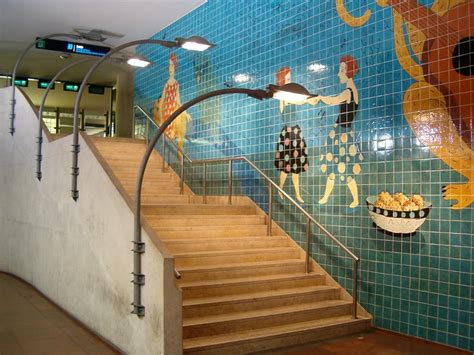 El horario del metro de lisboa es de 6:30 de la mañana, cuando sale el primer tren de la cabecera de cada línea, hasta la 1 de la madrugada, que sale el último. Metro de Lisboa celebra Dia Mundial da Dança - Dança ...