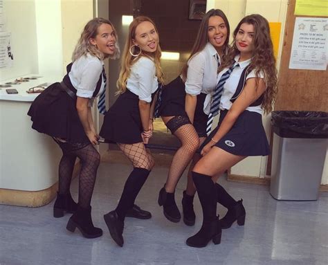 Fishnets And Knee Highs Sexy School Girl Outfits Curvy Girl Outfits