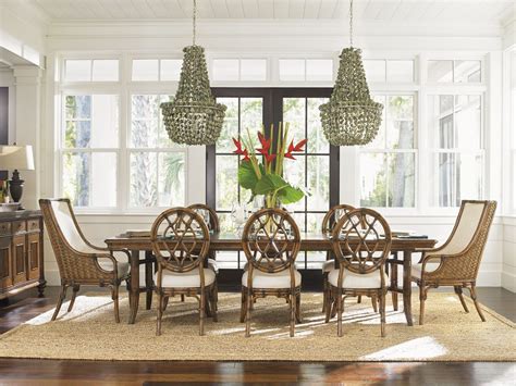 Shell chandeliers and tropical dining set from Tommy ...