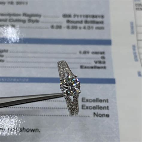 GIA Diamond Ring | Gia diamond ring, Diamond shop, Diamond ring