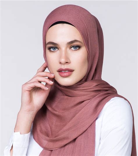 Eid Lookbook Hijab Fashion Moda Fashion Styles Fashion Illustrations
