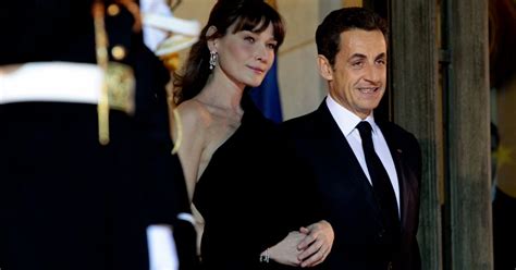 Nicolas Sarkozy Et Sa Femme Carla Bruni Sarkozy Dîner Detat Au Palais De Lelysée En L