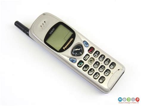 Mijn Eerste Gsm Panasonic Maar In Paars1998 Old Cell Phones