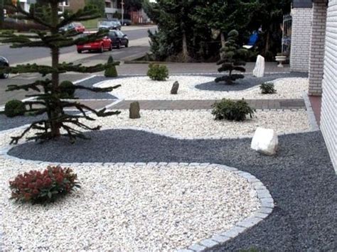 Garden stones can enhance any home or landscape beautifully. 47 Fantastic White Stone Landscaping Ideas To Transform ...