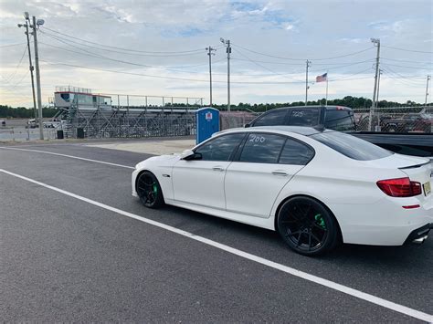 My thoughts on the 2011 bmw 550i with a 4.4l twin turbocharged v8 and 8 speed automatic transmission! 2011 BMW 550i 1/4 mile trap speeds 0-60 - DragTimes.com