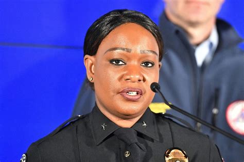 Louisville Kentucky Gets Its First Black Police Chief Writers Blokke