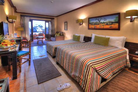 Standard Doubletwin Room Africana Hotel