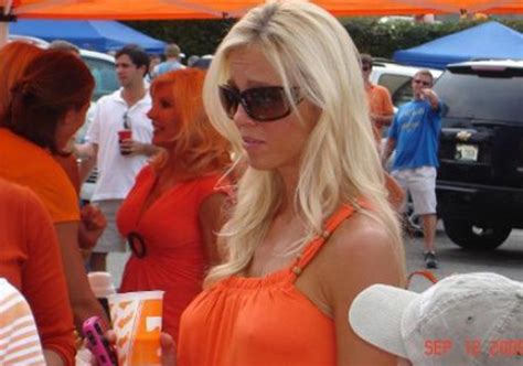 Jaw Dropping Reasons Why Tennessee Has The Hottest Fans In College