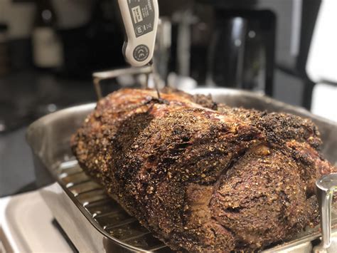 It's the perfect holiday centerpiece for the holidays and christmas. Christmas prime rib! 2436 x 1125 : FoodPorn
