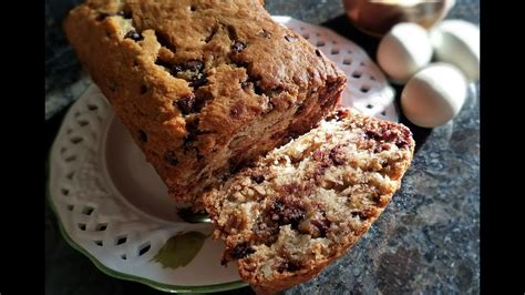 The best banana nut bread with pecans is an easy recipe adapted from my mom's banana bread. Banana Nut Bread - What's For Din'? - Courtney Budzyn ...