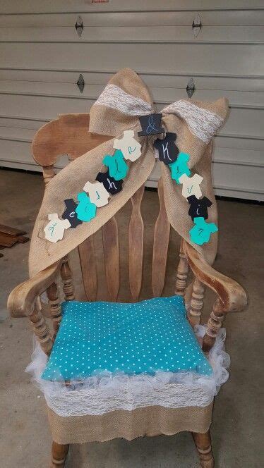 Put your name on a diaper of each pack of diapers you… Rocking chair for mommy-to-be | Baby shower cupcakes ...