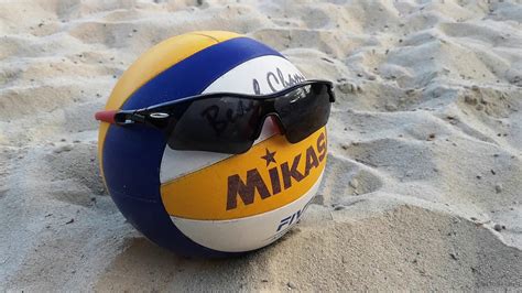 Volleyball Wears Sunglasses For 10 Seconds Youtube
