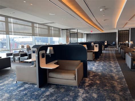 Review United Polaris Lounge Newark Ewr Live And Lets Fly