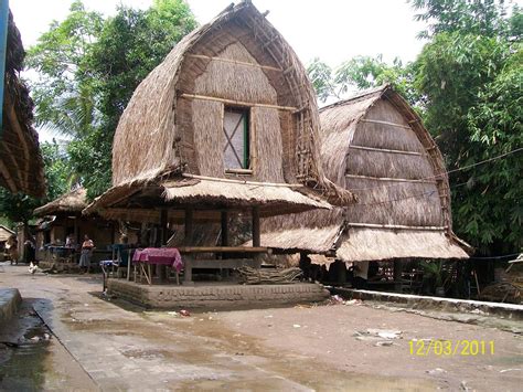 Sasak House In Lombok Arsitektur Indonesia Rumah