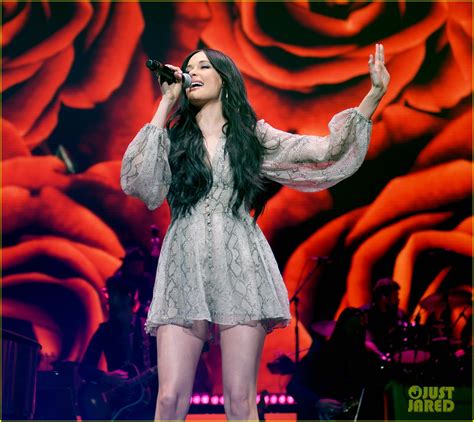 Kacey Musgraves Announces Upcoming Concert Tour Kicking Off In Photo Photos